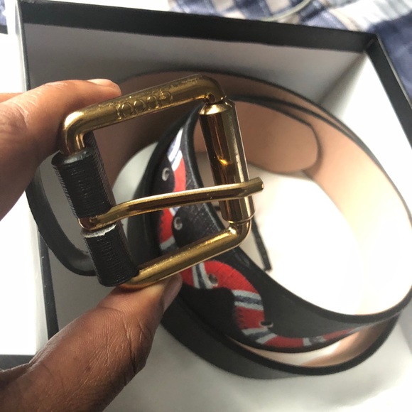 Authentic GUCCI BELT fits sz 31-36 - Picture 4 of 8
